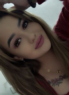 Russian Alena - puta in Chandigarh Photo 6 of 7