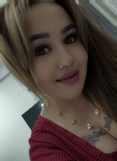 Russian Alena - puta in Chandigarh Photo 7 of 7