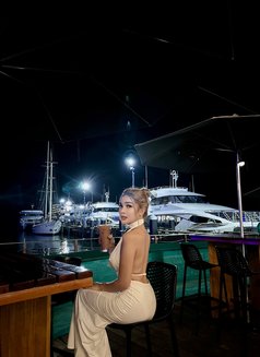 Russian/American young girl is arrived. - escort in Taichung Photo 11 of 12