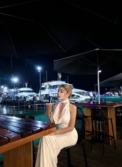 Russian/American young girl is arrived. - escort in Taichung Photo 12 of 12