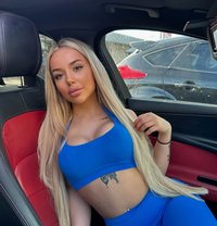 Russian Available Delhi - escort in New Delhi