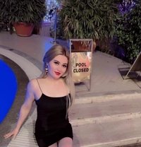 Rose Russian - puta in Mumbai