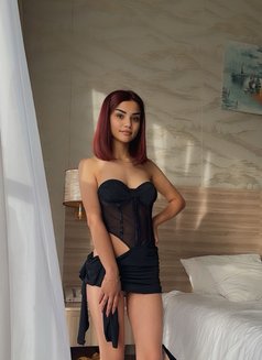 Russian girl Olga - escort in Muscat Photo 13 of 17