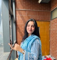 Russian Girls Available Chandigarh - puta in Chandigarh