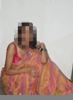 Russian Girls Available Siliguri - puta in Ghaziabad Photo 2 of 2