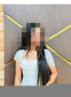 Russian Girls Available - puta in Kolkata Photo 1 of 2