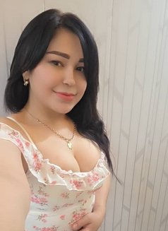 Russian Escorts Service Mahipalpur or A - escort in New Delhi Photo 1 of 7