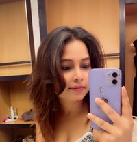 Russian, Indian the Top Class - puta in Chennai