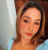 Russian, Indian the Top Class - puta in Chennai