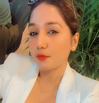 Russian, Indian the Top Class - puta in Chennai