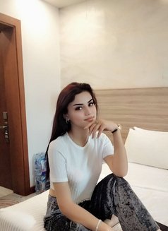 Russian lady young in muscat - escort in Muscat Photo 12 of 12