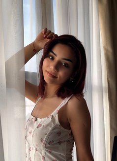 Russian lady young in muscat - escort in Muscat Photo 7 of 14