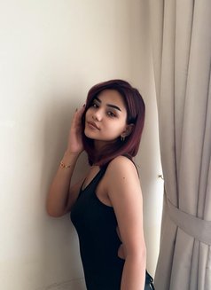 Russian lady young in muscat - escort in Muscat Photo 8 of 14
