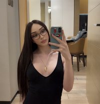Russian Ladyboy Emily🇦🇿🇷🇺 - Acompañantes transexual in Al Juffair