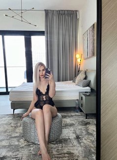 Russian Luissa - puta in İstanbul Photo 6 of 23