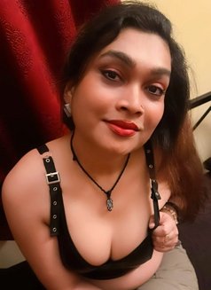 Russian Pari real meet video call servic - Acompañantes transexual in Bangalore Photo 1 of 14
