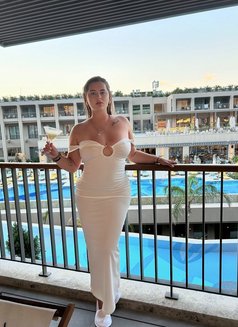 Russian 🇷🇺 Rayana 🟢First Time in CT - puta in Cape Town Photo 16 of 30