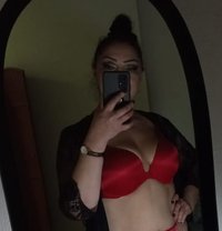Russian Regina - companion in Dubai
