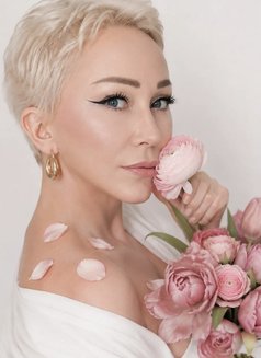 Russian. Tina. - puta in Dubai Photo 5 of 5