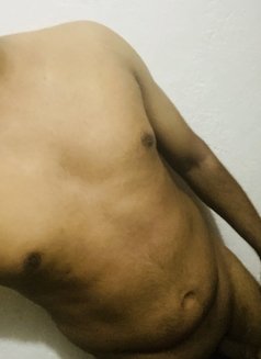 Rusy.69 - VIP, Couples (Male Escort) - Male dominatrix in Colombo Photo 4 of 4