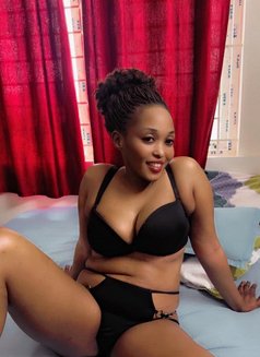 Rusy for Deep and Sloppy Blowjob - puta in Bangalore Photo 4 of 4