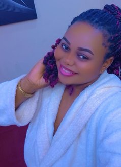 Ruth - escort in Riyadh Photo 1 of 2