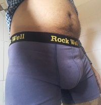 Ruwan - Male escort in Colombo