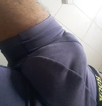 Ruwan - Male escort in Colombo