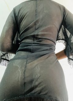 Ruwee-Live Shows - puta in Colombo Photo 4 of 8