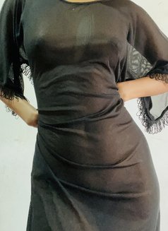 Ruwee-Live Shows - puta in Colombo Photo 6 of 8