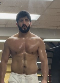 Ruzgar - Masajista in Bangkok Photo 7 of 8