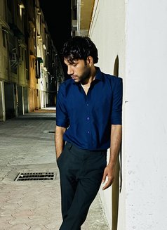 Rv Here - Acompañantes masculino in Chandigarh Photo 3 of 5