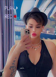 Rwany - Transsexual adult performer in Phuket Photo 4 of 10