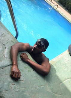 Ryan - Male escort in Accra Photo 4 of 4