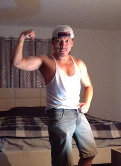 Ryan Khristopher - Male escort in Edmonton Photo 3 of 11