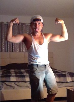 Ryan Khristopher - Male escort in Edmonton Photo 5 of 11