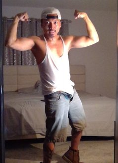 Ryan Khristopher - Male escort in Edmonton Photo 7 of 11