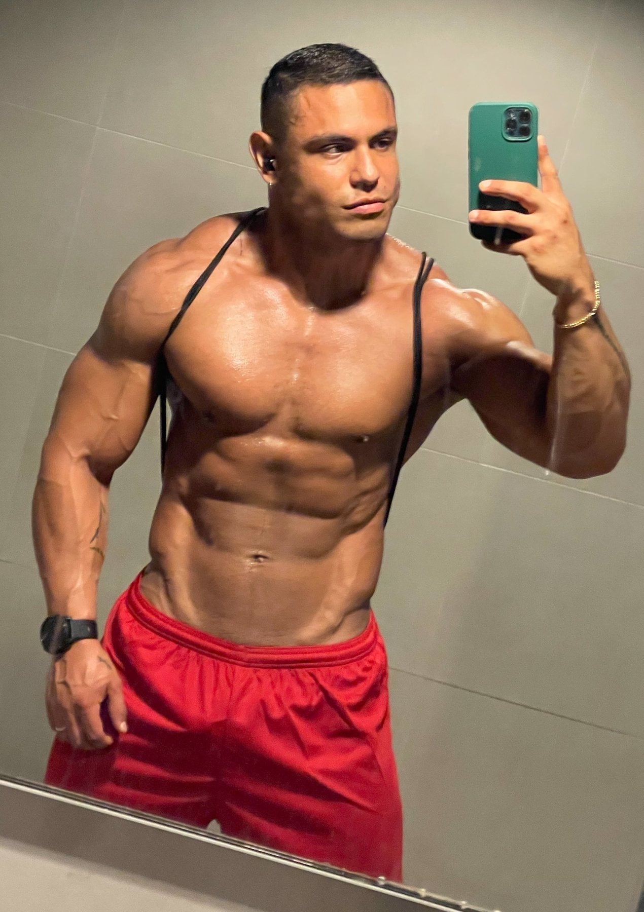 Ryan Top - Hard Fucker XXL, Venezuelan Male escort in Vienna