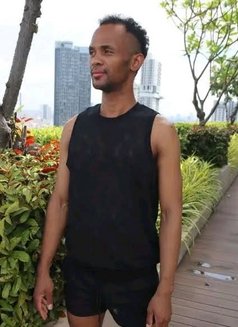 Ryan Xl - Male escort in Bangkok Photo 2 of 3