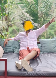 Ryan2718 - Acompañantes masculino in Surat Photo 2 of 2