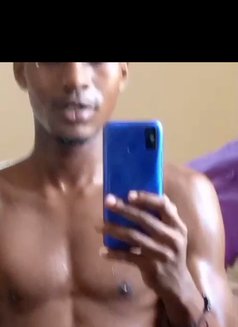 Ryder Knox - Male escort in Nairobi Photo 1 of 4