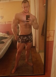 Rykerstone - masseur in Marseille Photo 4 of 8