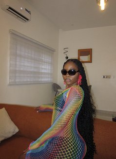 Ryry - Transsexual escort in Dubai Photo 3 of 8