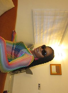 Ryry - Transsexual escort in Dubai Photo 4 of 8