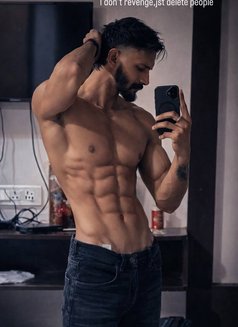 Rytham - Male escort in Jodhpur Photo 3 of 4