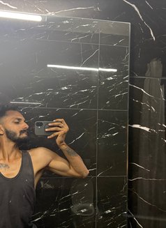 Rytham - Male escort in Jodhpur Photo 4 of 4