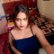 S A K S H I, Independent College Girl - puta in Noida Photo 3 of 5