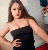 S A K S H I, Independent College Girl - puta in Noida Photo 7 of 7