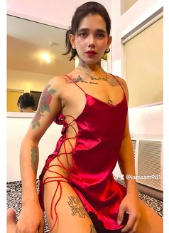 S A M - Acompañantes transexual in Kuwait Photo 18 of 30