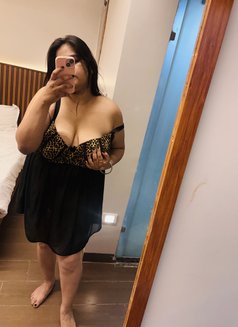 S Baddie - escort in Candolim, Goa Photo 6 of 6